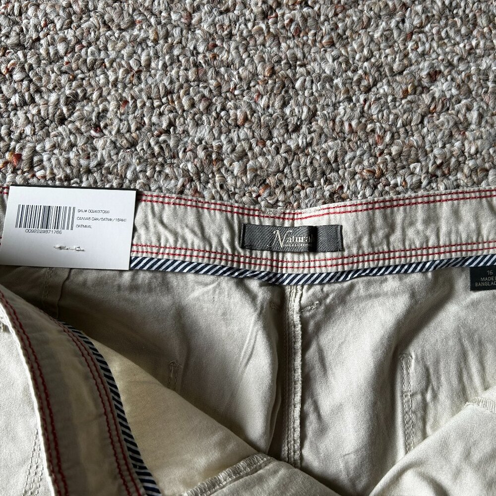 Shorts - Picture 3 of 7